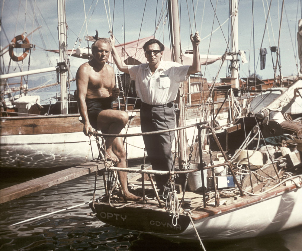 Чешский писатель и путешественник Милослав Стингл и Леонид Телига на Таити, 1968. Фото: PAP